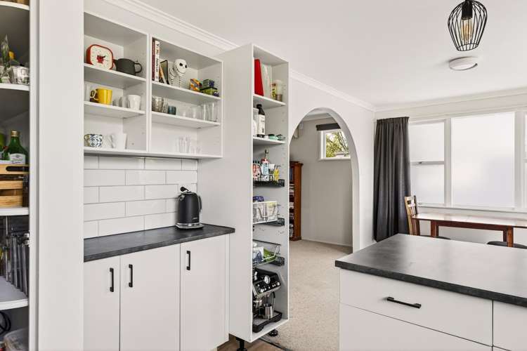 16 Seymour Road Inner Kaiti_12