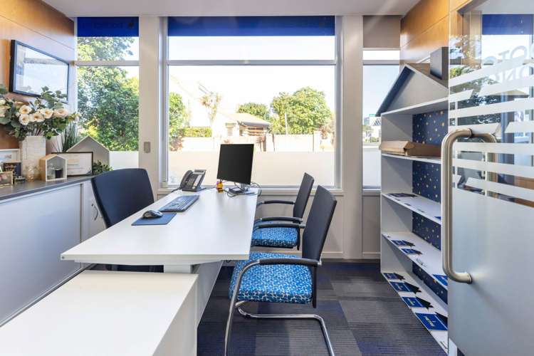 Unit G/422 Lake Road Takapuna_22