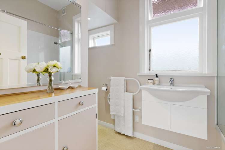 111 Daniell Street Newtown_11