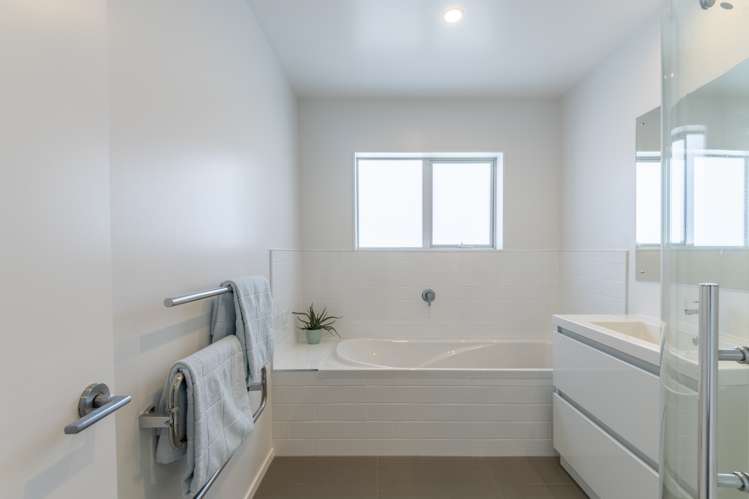 4 Foxham Terrace Churton Park_37