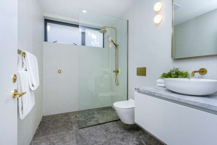 249 Hurstmere Road Takapuna_23