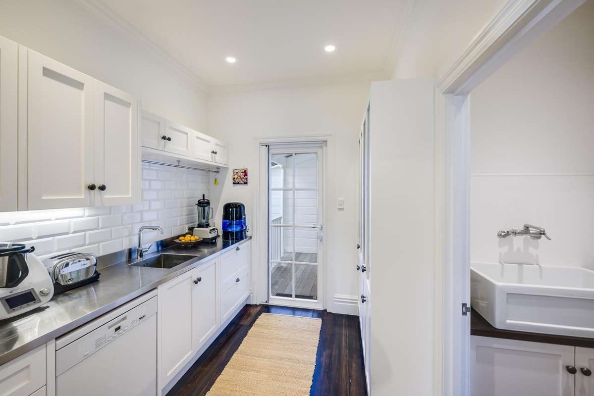 59 Busby Hill_2