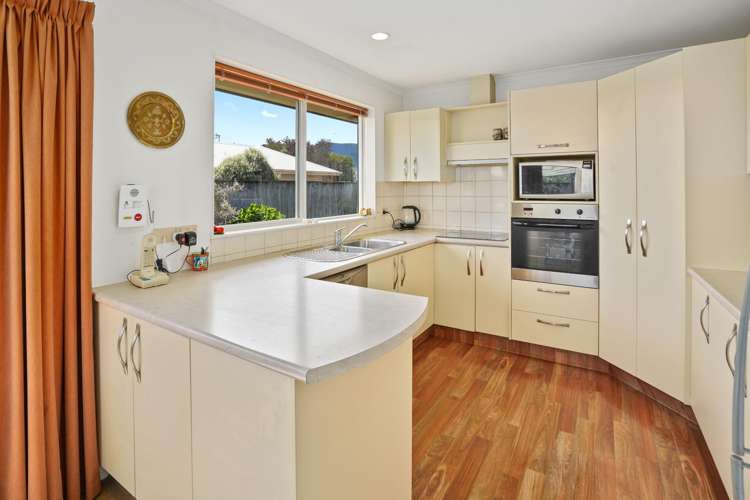 24 Arbor-Lea Avenue Richmond_5