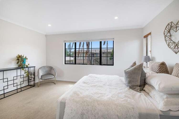 2/24 James Street Bayview_11