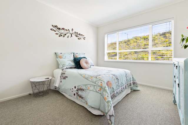 9 Sanremo Lane Stanmore Bay_3