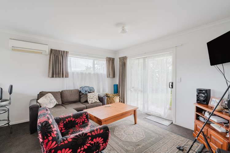 47 Masefield Drive Enderley_2