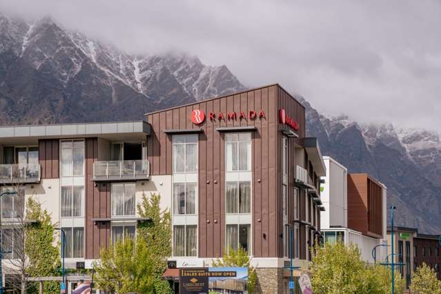 205 & 206/24 Hawthorne Drive Frankton_3