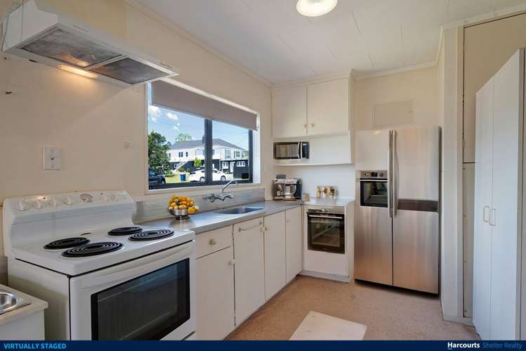 4134 Great North Road Glendene_17