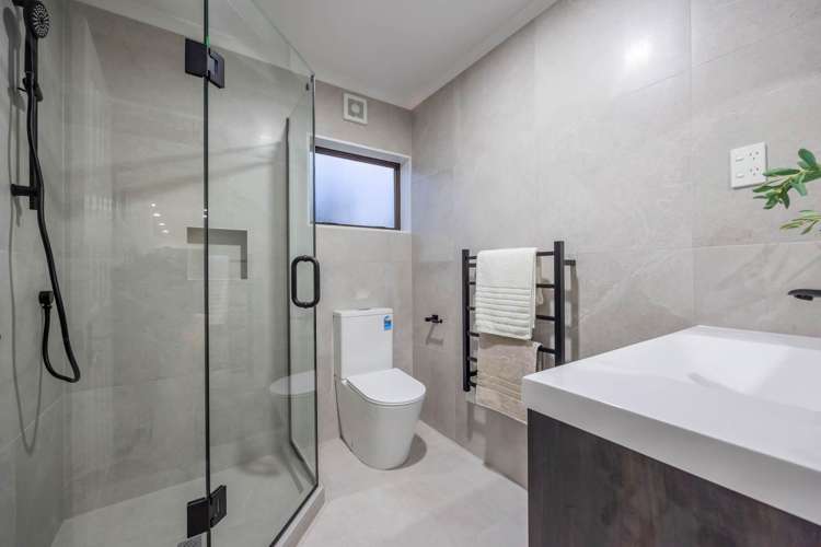 4 Andara Close Pinehill_32