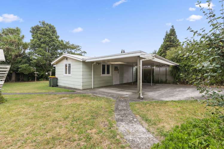7 Elliott Crescent Owhata_13