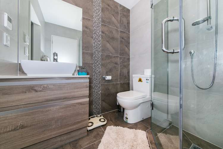 29a Woodcote Drive Glenfield_17