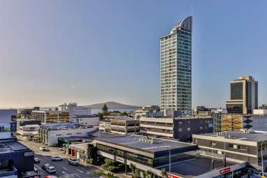 502/10 Auburn Street_2