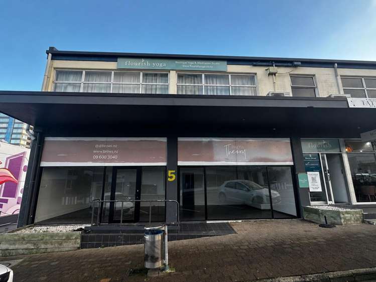 Shop 1/5 Huron Street_0