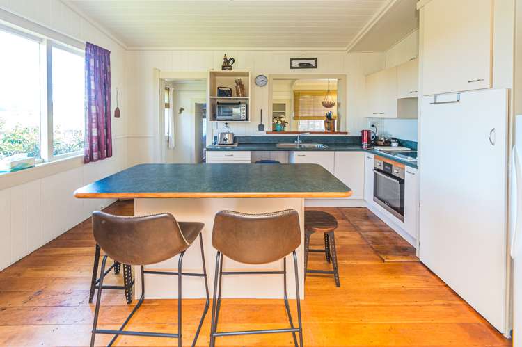 689 Ruatangata Road Whangaehu_4