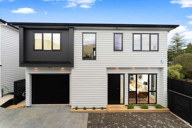 New Build Standalone House in Triple School Zones