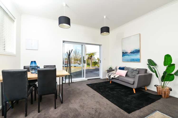 2/68b Mahoe Street Melville_8
