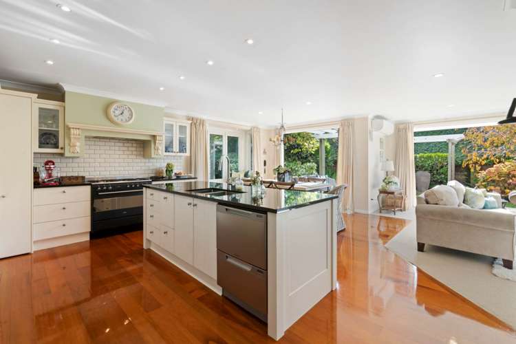 487 Ormiston Road Flat Bush_8