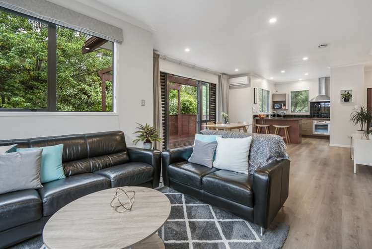 34 Greenbough Lane Greenhithe_7