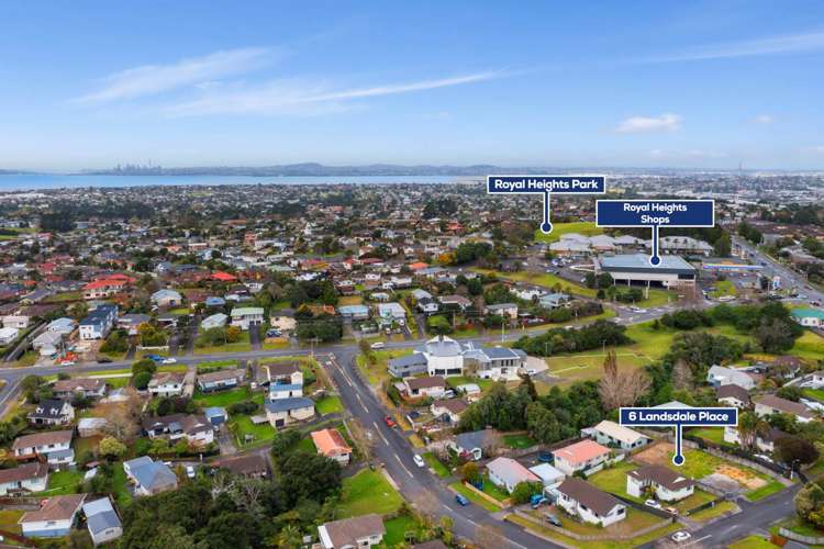 6 Landsdale Place Massey_13