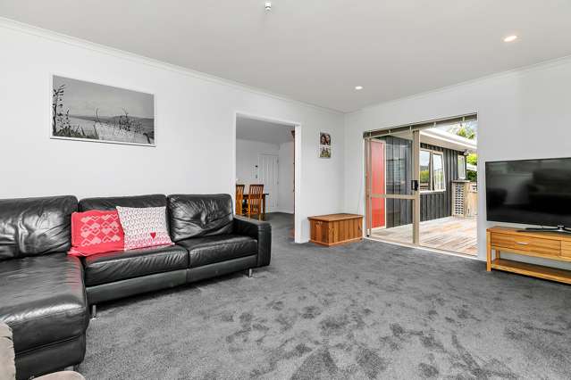 2/108 Awaruku Road Torbay_2