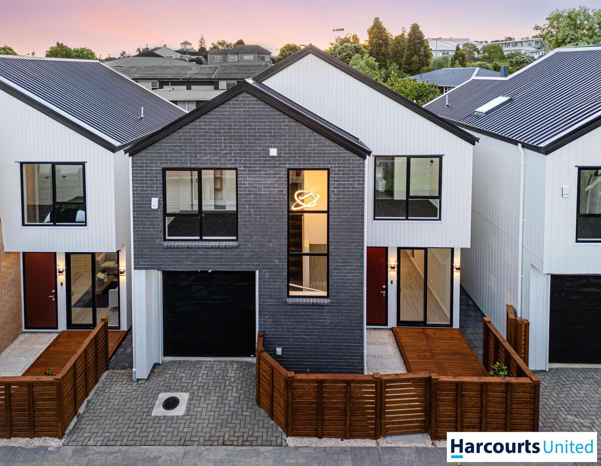 4/121 White Swan Road, Mount Roskill_0