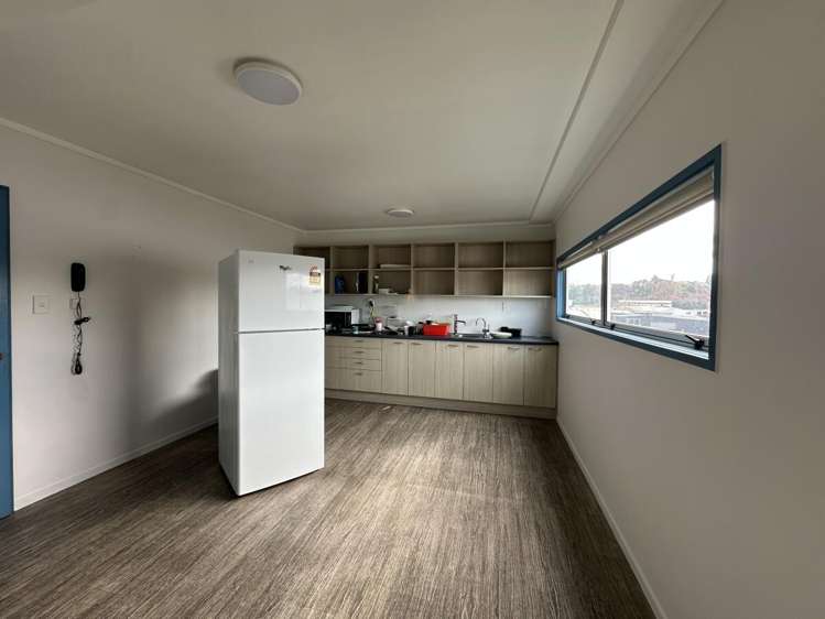 8 Maleme Street Greerton_17