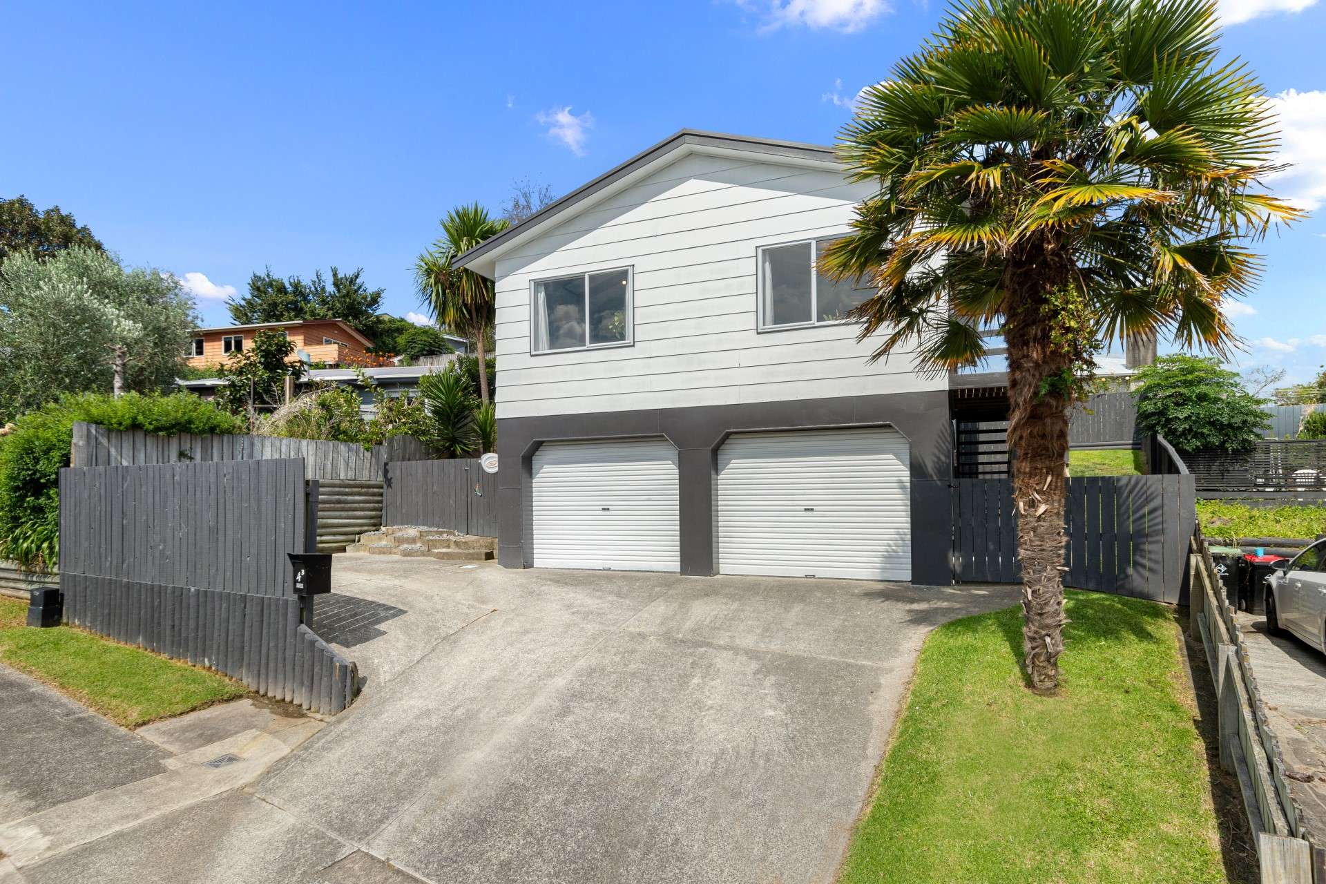 4b Luke Street Brookfield_0