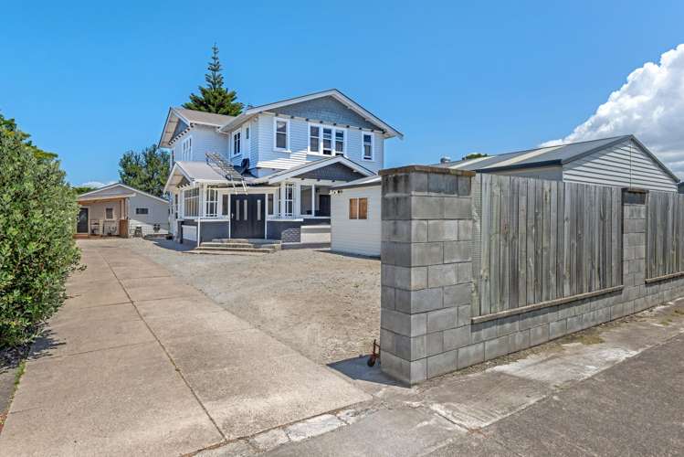 280 Kahutia Street Gisborne Central_17