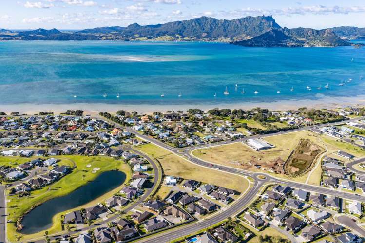 1 Te Akau Place One Tree Point_12