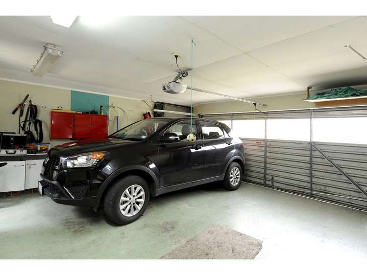 15 Clifford Avenue Bishopdale_15