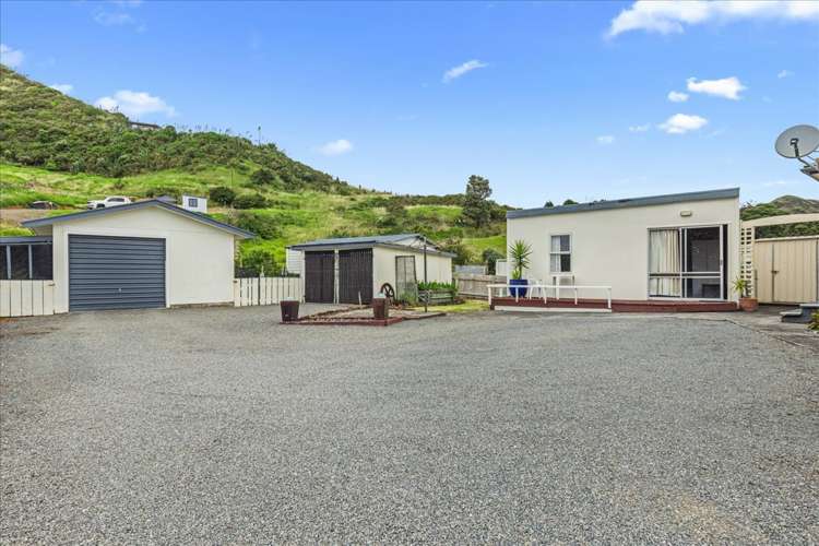 43 North Street Mokau_2