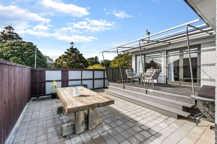 82 Racecourse Road Waiuku_14