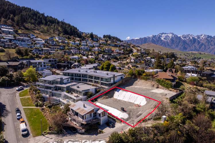 7 Edgar Street Queenstown_6