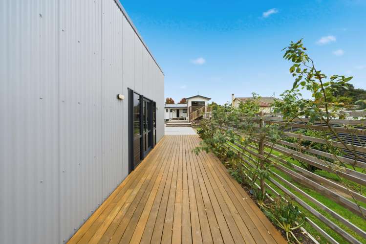16 Kowhai Avenue Kaiaua_18