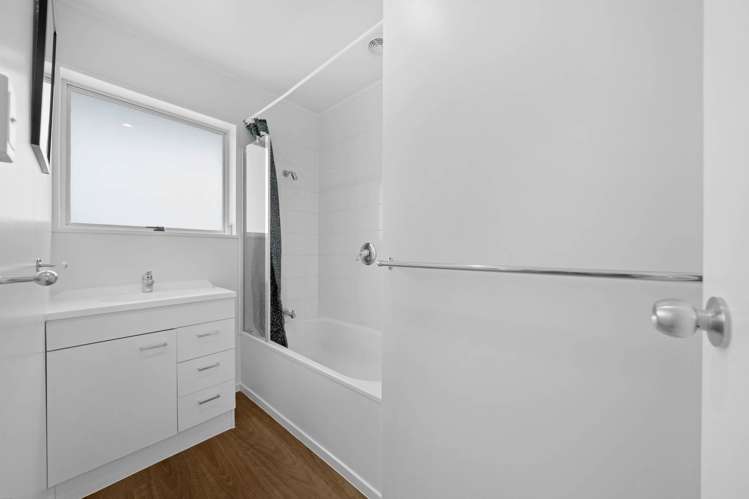 1/14 Pakira Avenue Glendene_15