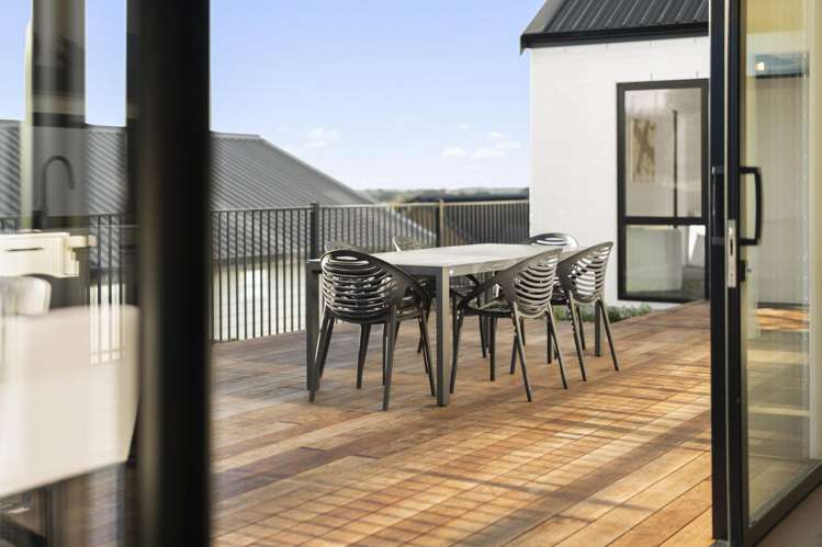 10 Kerr Crescent Patumahoe_34