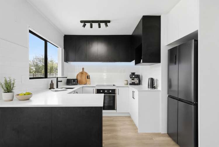 2/5 Freyberg Avenue Papatoetoe_3