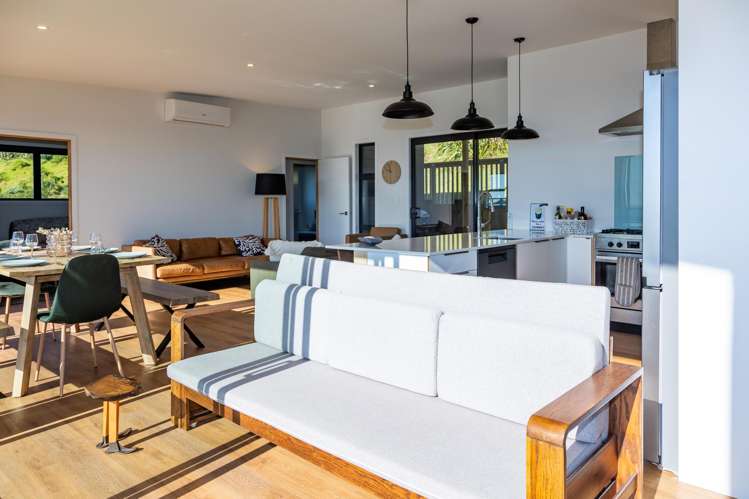 45 Skippers Road Opito Bay_9