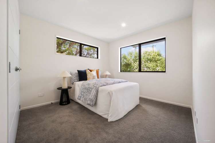 16F Sheridan Drive New Lynn_8