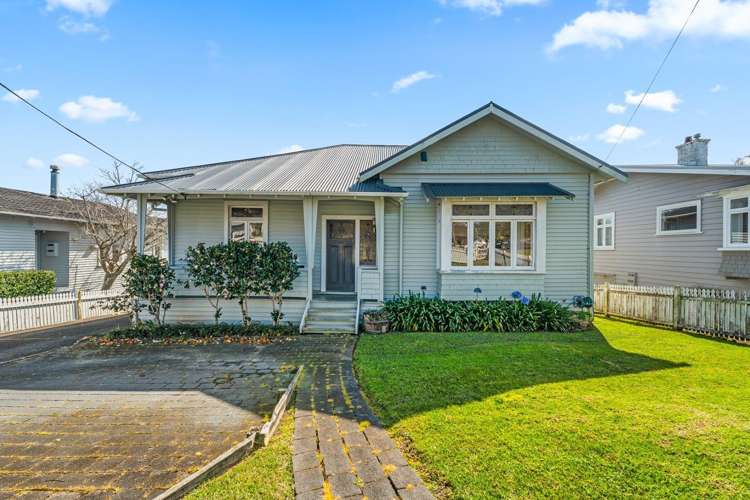 28 Aramoana Avenue Devonport_0