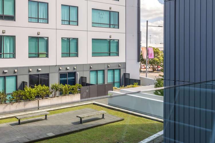 236/8 Dockside Lane_2