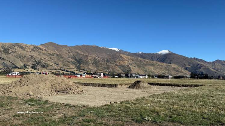 7 Buttercup Street Wanaka_3