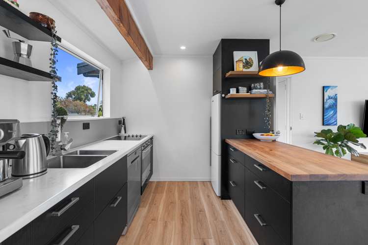 15d Lyn Grove Papamoa_7