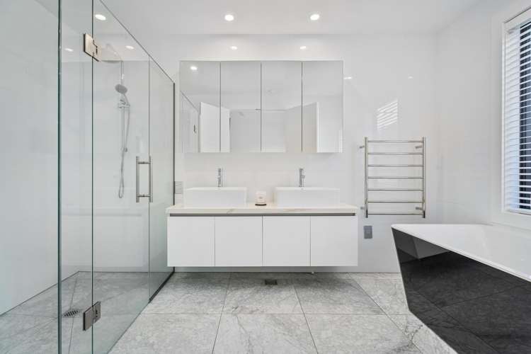 16/6 The Marina Tairua_40