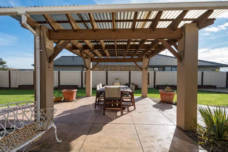 53 Templemore Drive Richmond_16