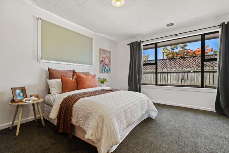 1/100 Prestons Road Redwood_13