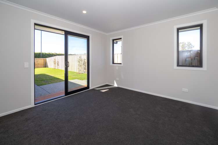 1 Strowan Avenue Elgin_14