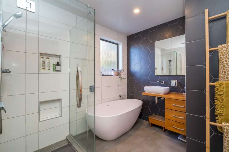 106a Easther Crescent Kew_8