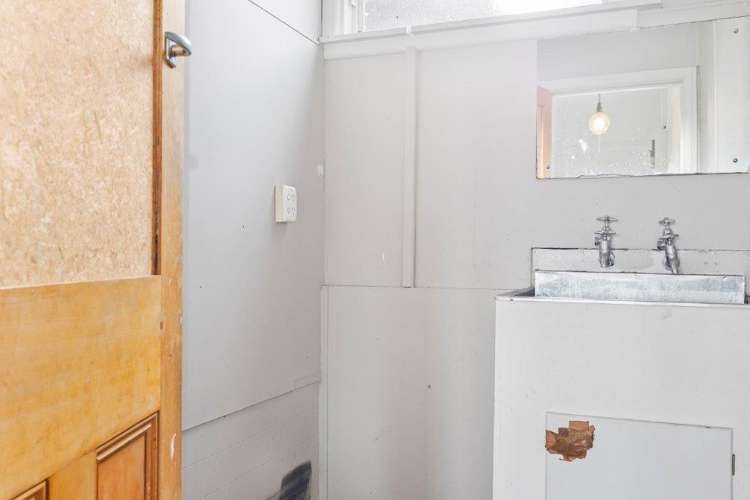 14 Ripon Street Lyttelton_20