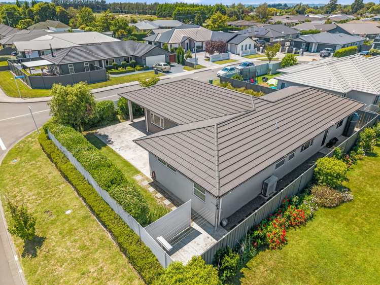 2 Drovers Way Frimley_26